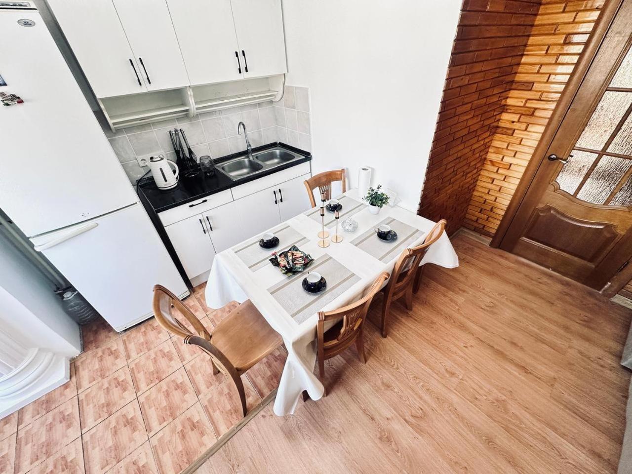 3 Ком Квартира На Абая Сейфуллина Almaty Luaran gambar
