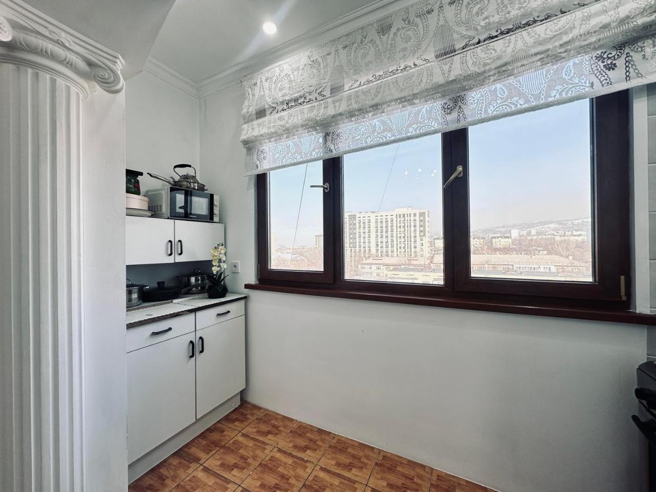 3 Ком Квартира На Абая Сейфуллина Almaty Luaran gambar