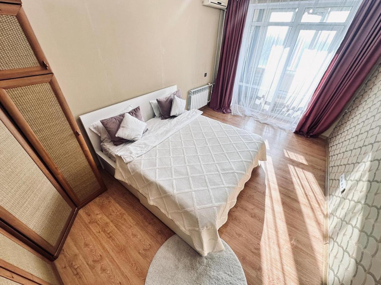 3 Ком Квартира На Абая Сейфуллина Almaty Luaran gambar